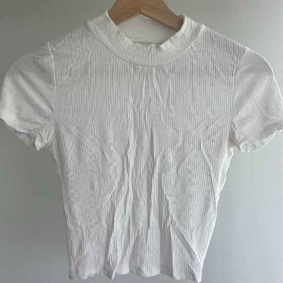 Aritzia Wilfred Free Fine Rib Knit Mock Neck Baby Tee Shirt - Picture 1 of 2